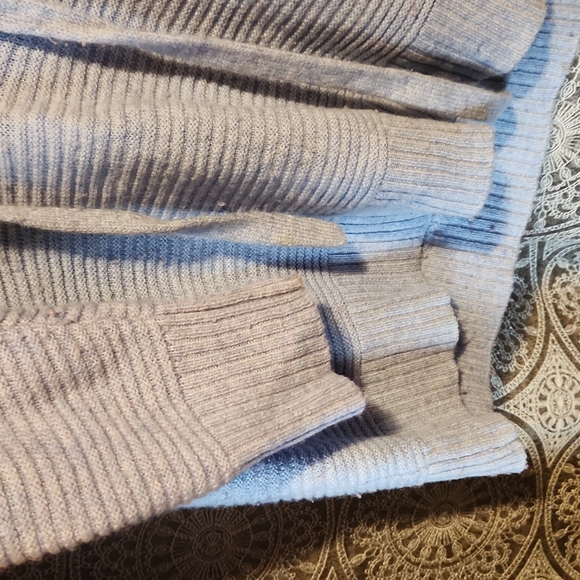 Lucky Brand Sweater - Picture 4 of 5